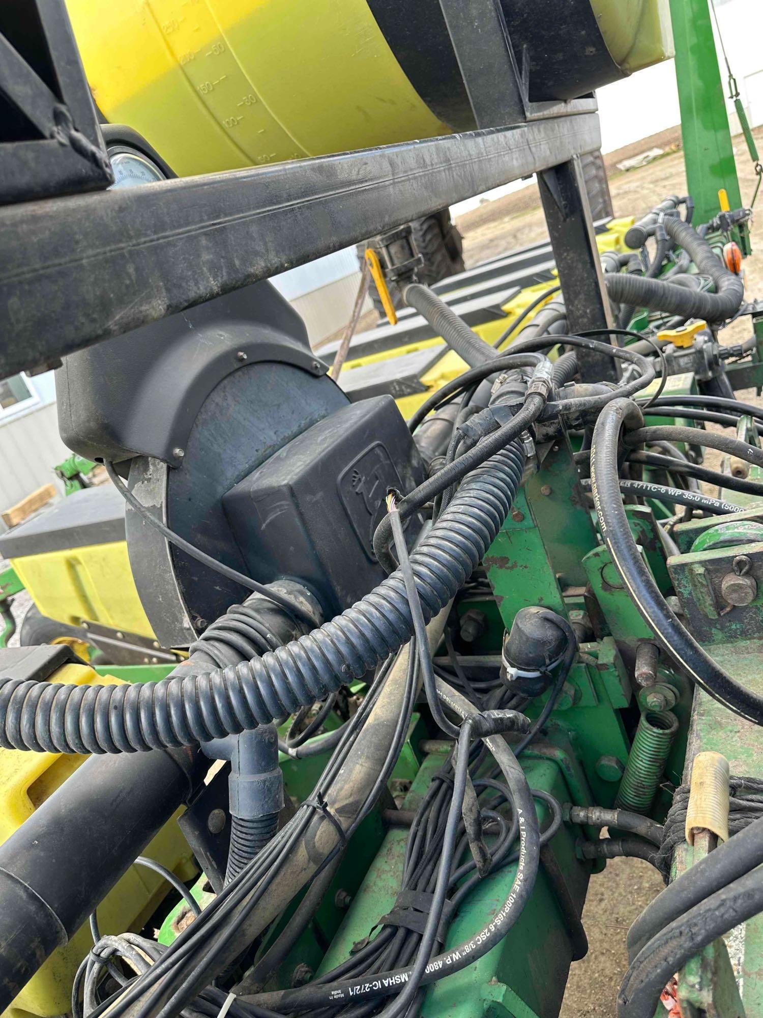 John Deere 7300 12 Row Planter