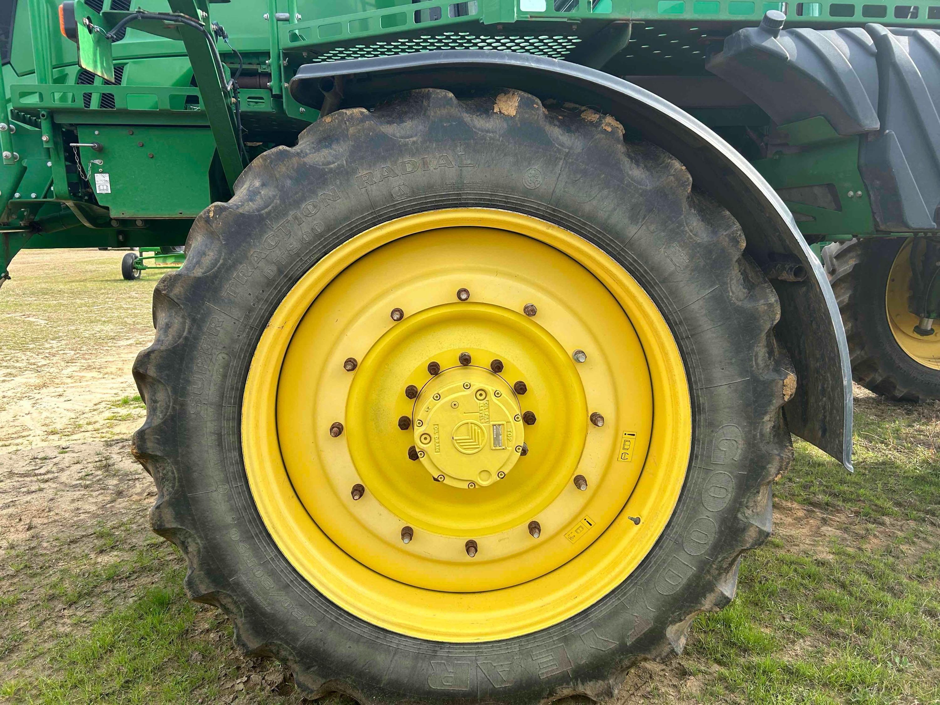 John Deere R4045