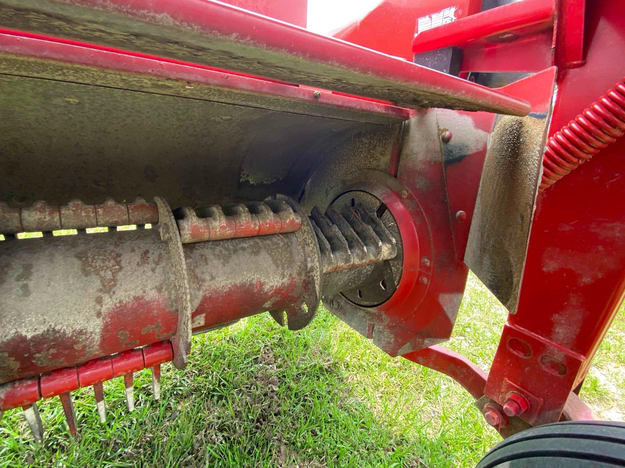 2015 New Holland H7330 Discbine