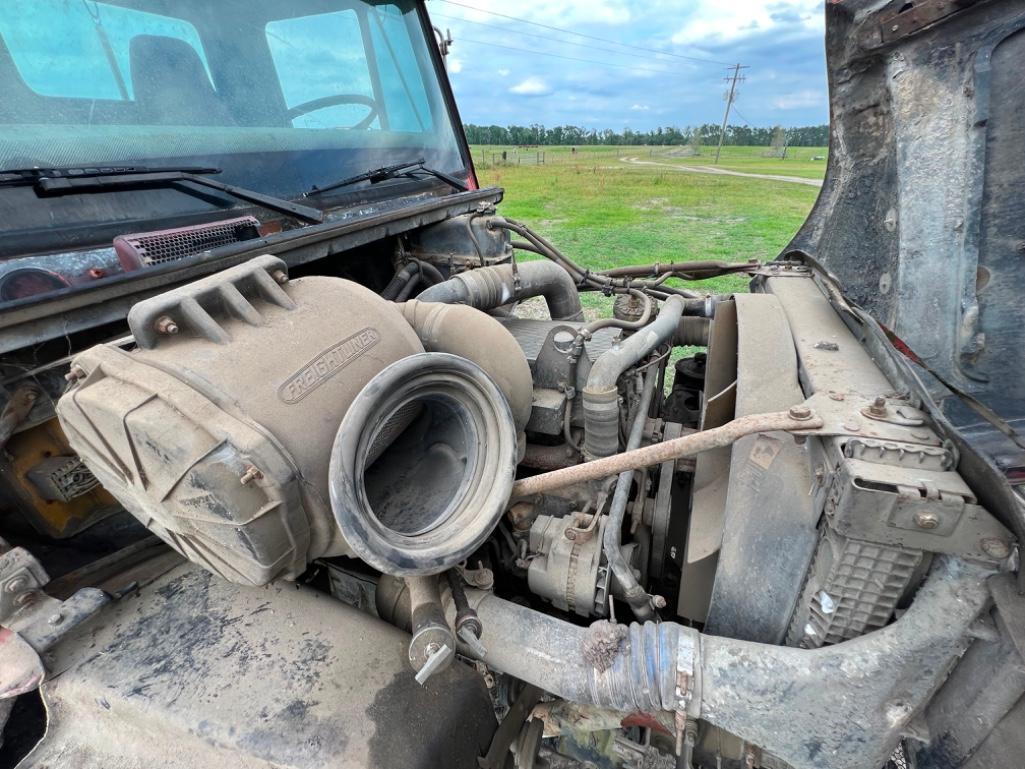 1996 Freightliner Chassis-Cab