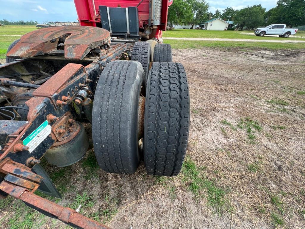 1996 Freightliner Chassis-Cab