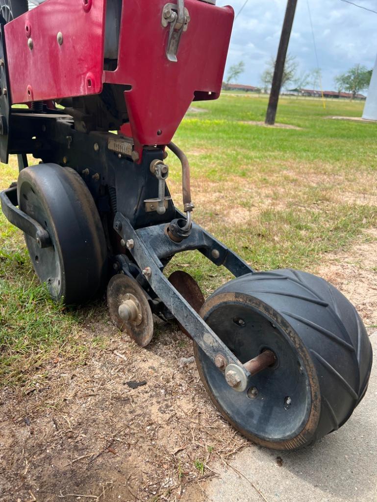 Case 1200 Planter