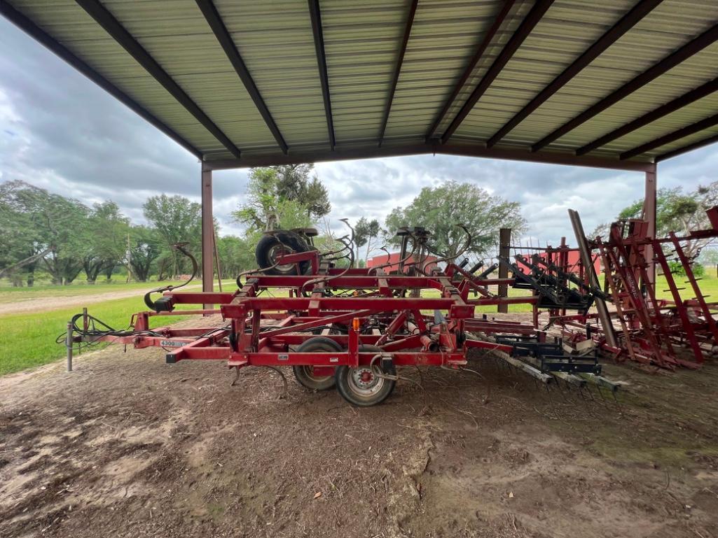 Case IH 4300