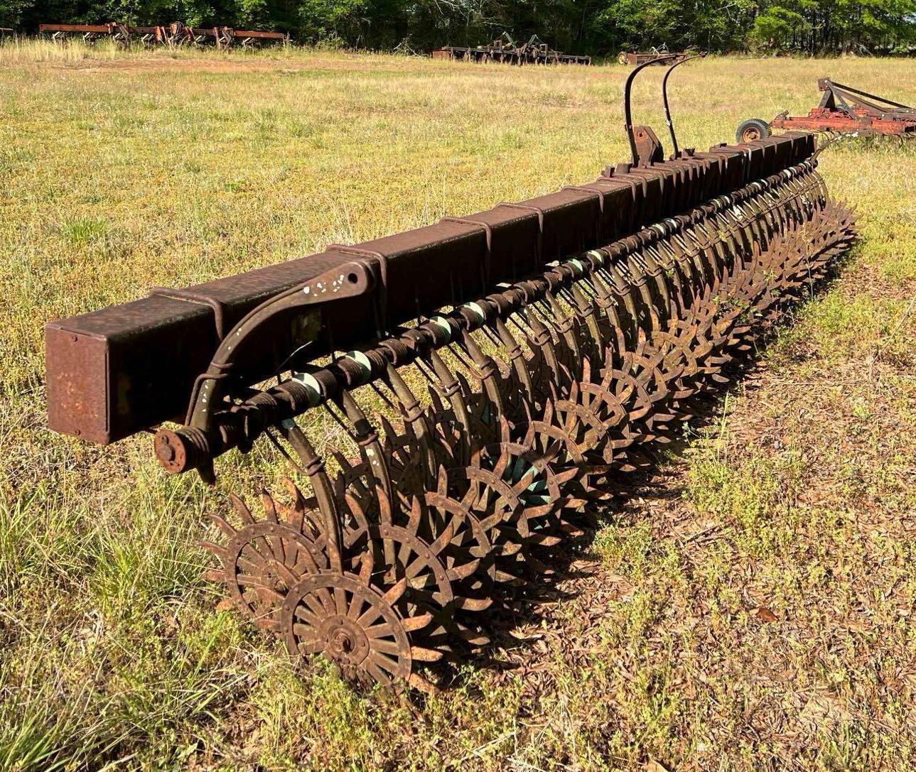 John Deere E0400 Rotary Hoe