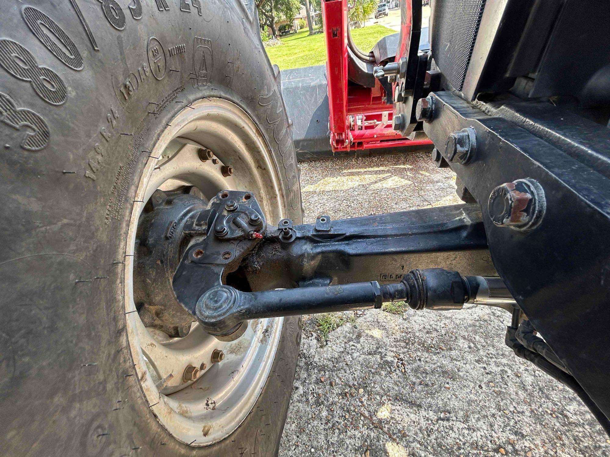2021 CASE 110U Farmall MFWD Tractor with L103 Loader