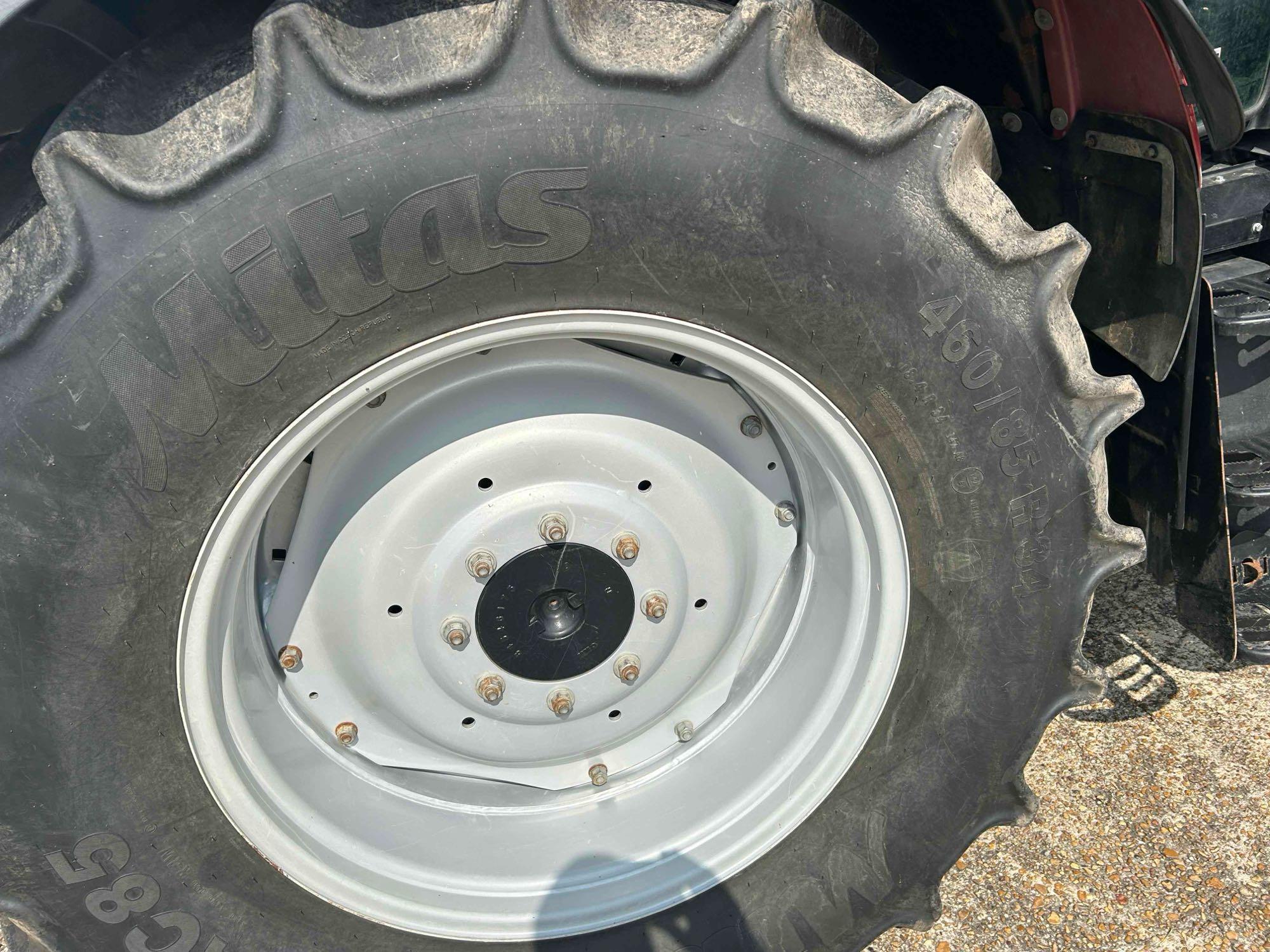 2021 CASE 110U Farmall MFWD Tractor with L103 Loader