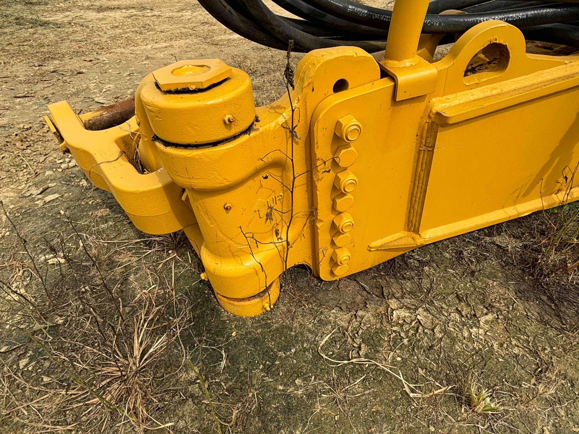 John Deere 2112C Soil Scraper