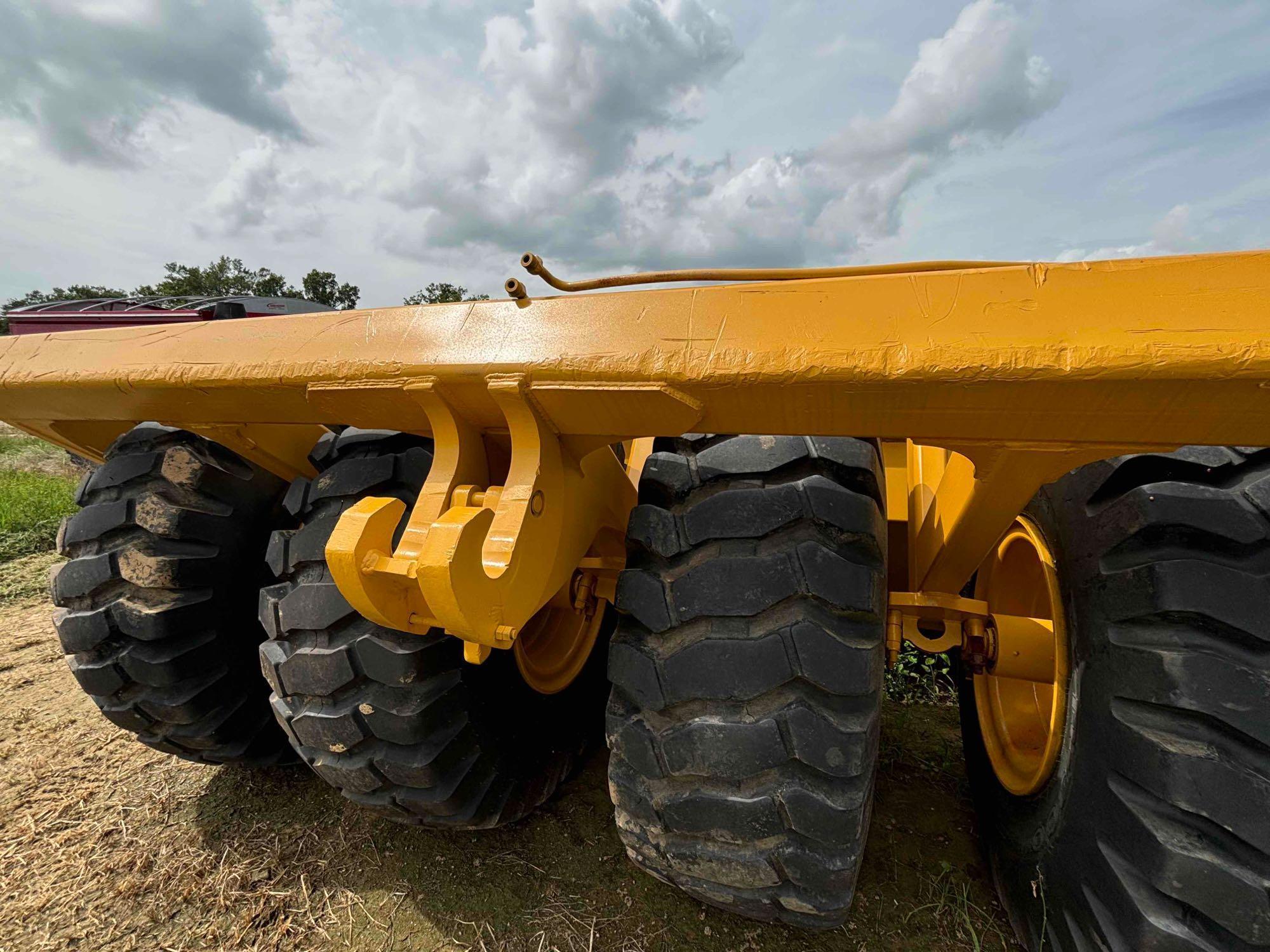 John Deere 2112C Soil Scraper