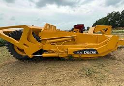 John Deere 2112C Soil Scraper