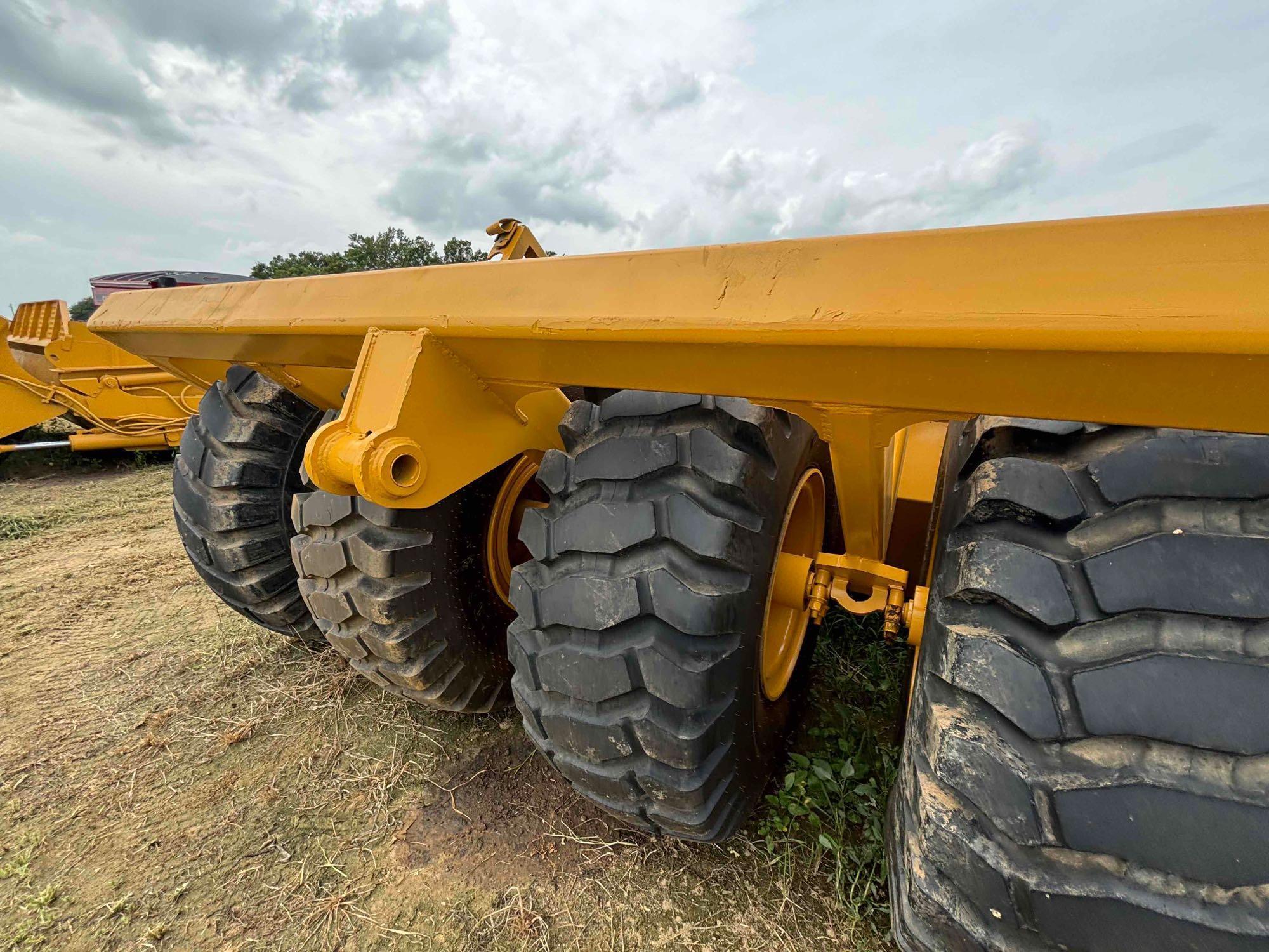 John Deere 2112C Soil Scraper