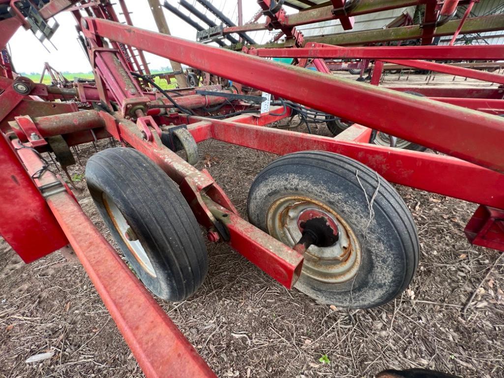 Case IH 4300 23' Field Cultivator