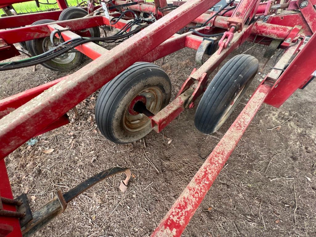 Case IH 4300 23' Field Cultivator