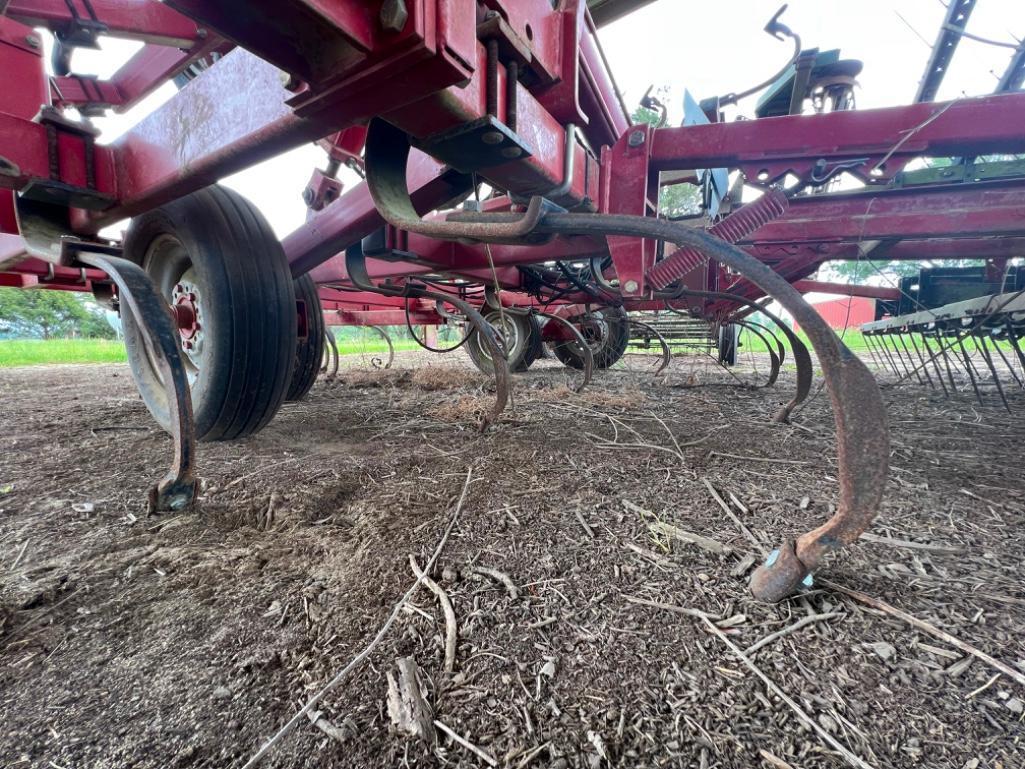 Case IH 4300 23' Field Cultivator