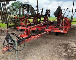 Case IH 4300 23' Field Cultivator