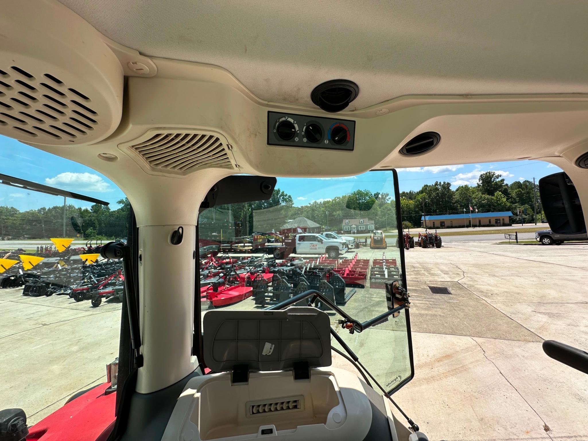 2015 McCormick X6.420 MFWD Tractor w/ L441 Loader
