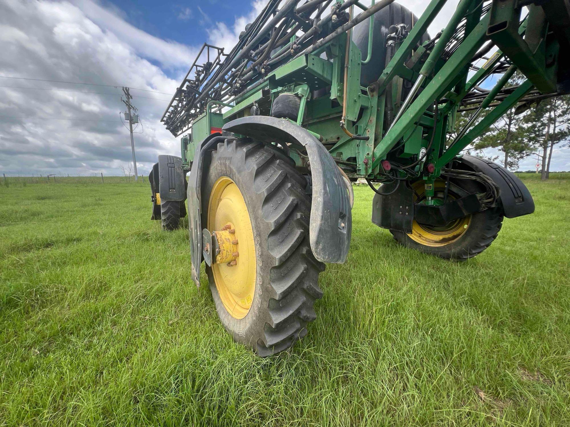2013 John Deere 4730 Self-Propelled Sprayer