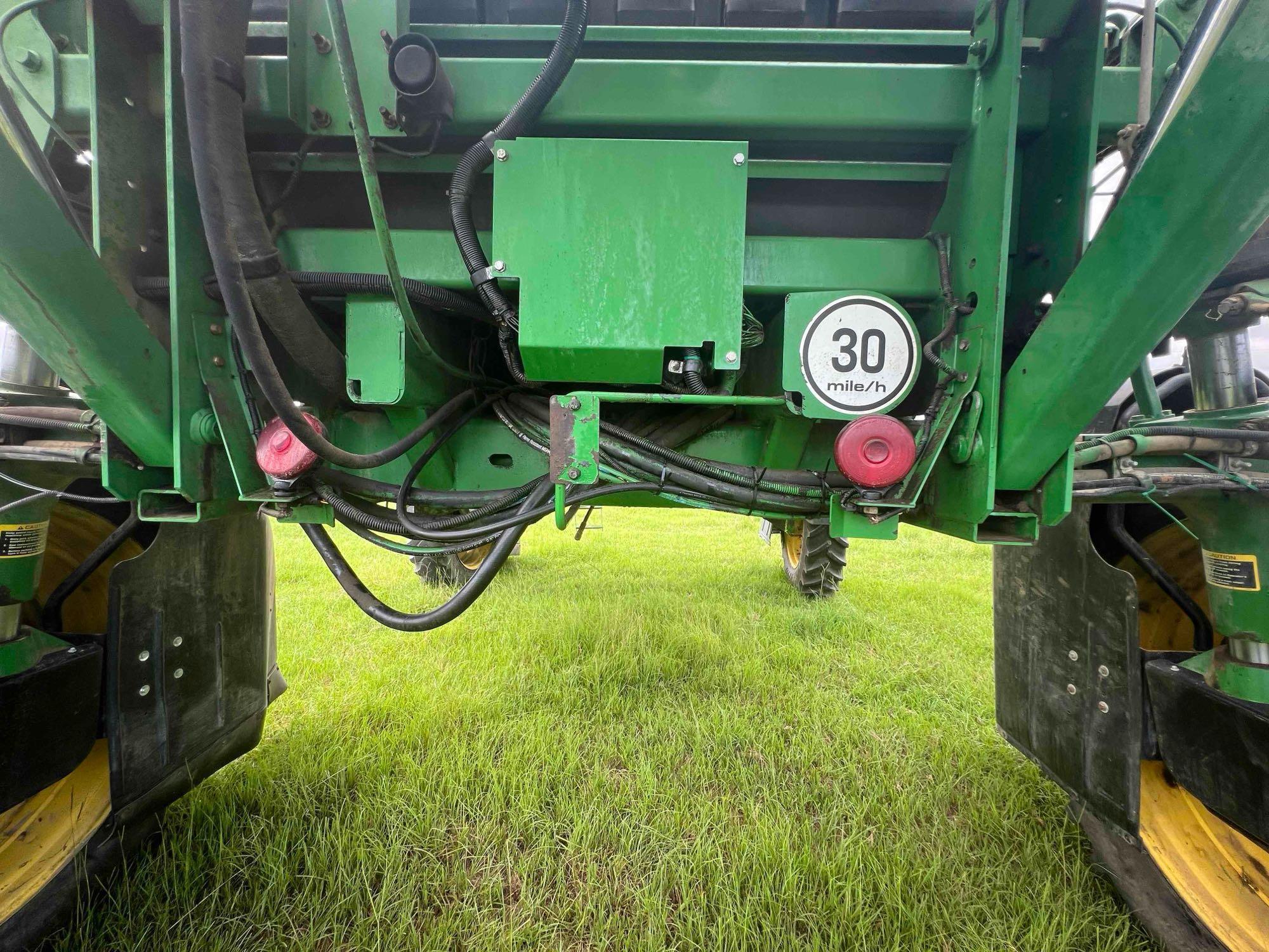 2013 John Deere 4730 Self-Propelled Sprayer