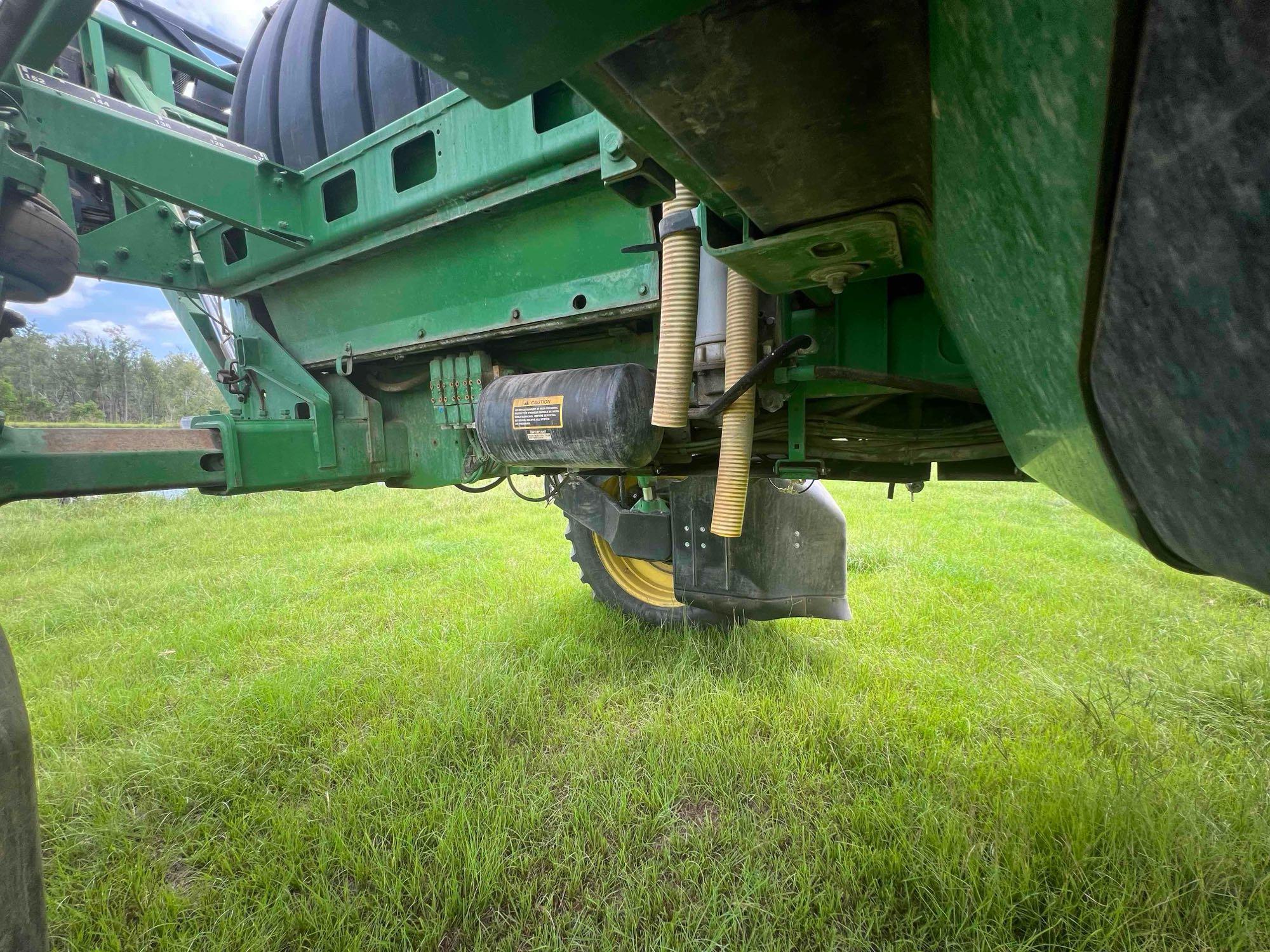 2013 John Deere 4730 Self-Propelled Sprayer