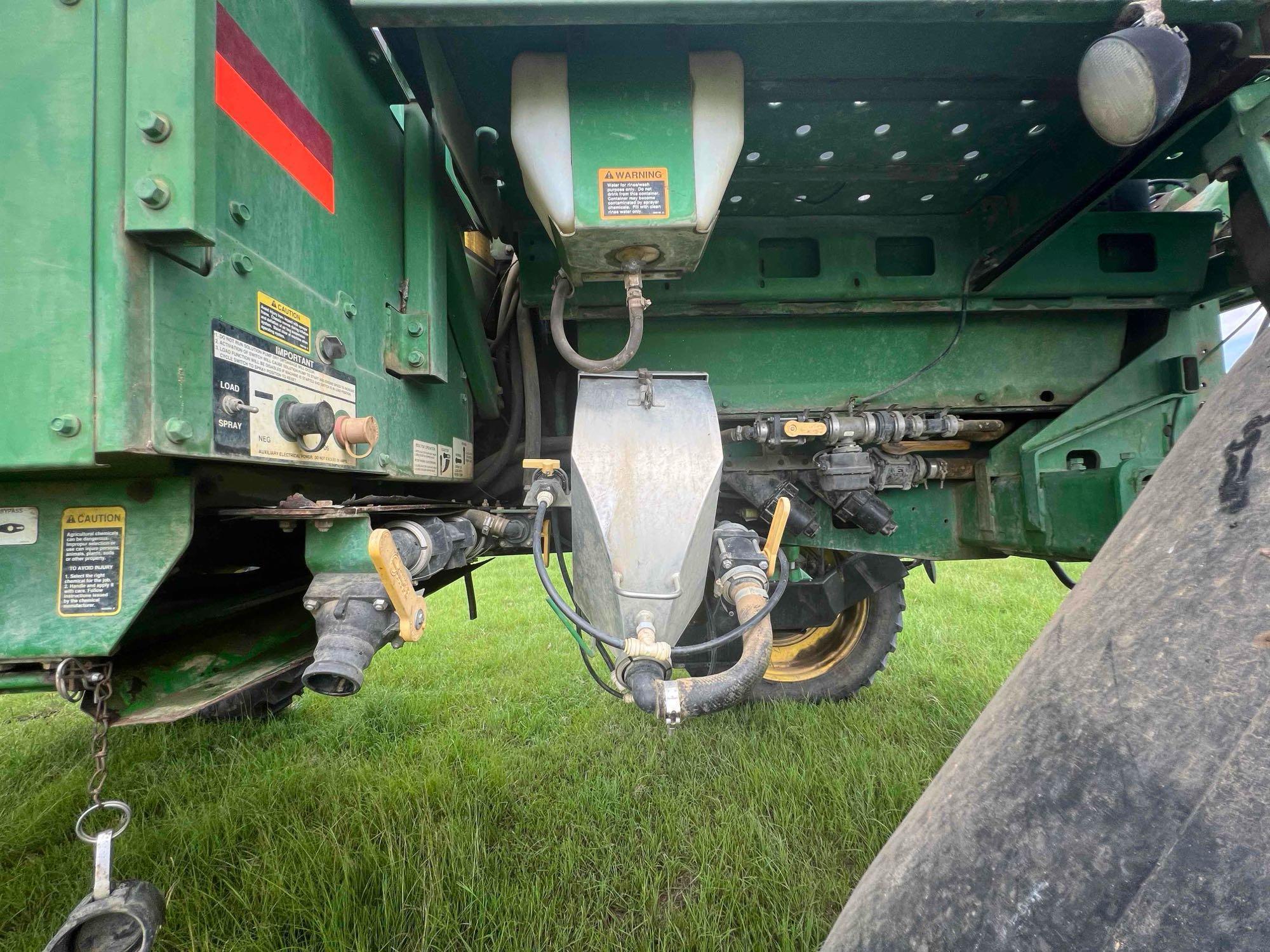2013 John Deere 4730 Self-Propelled Sprayer