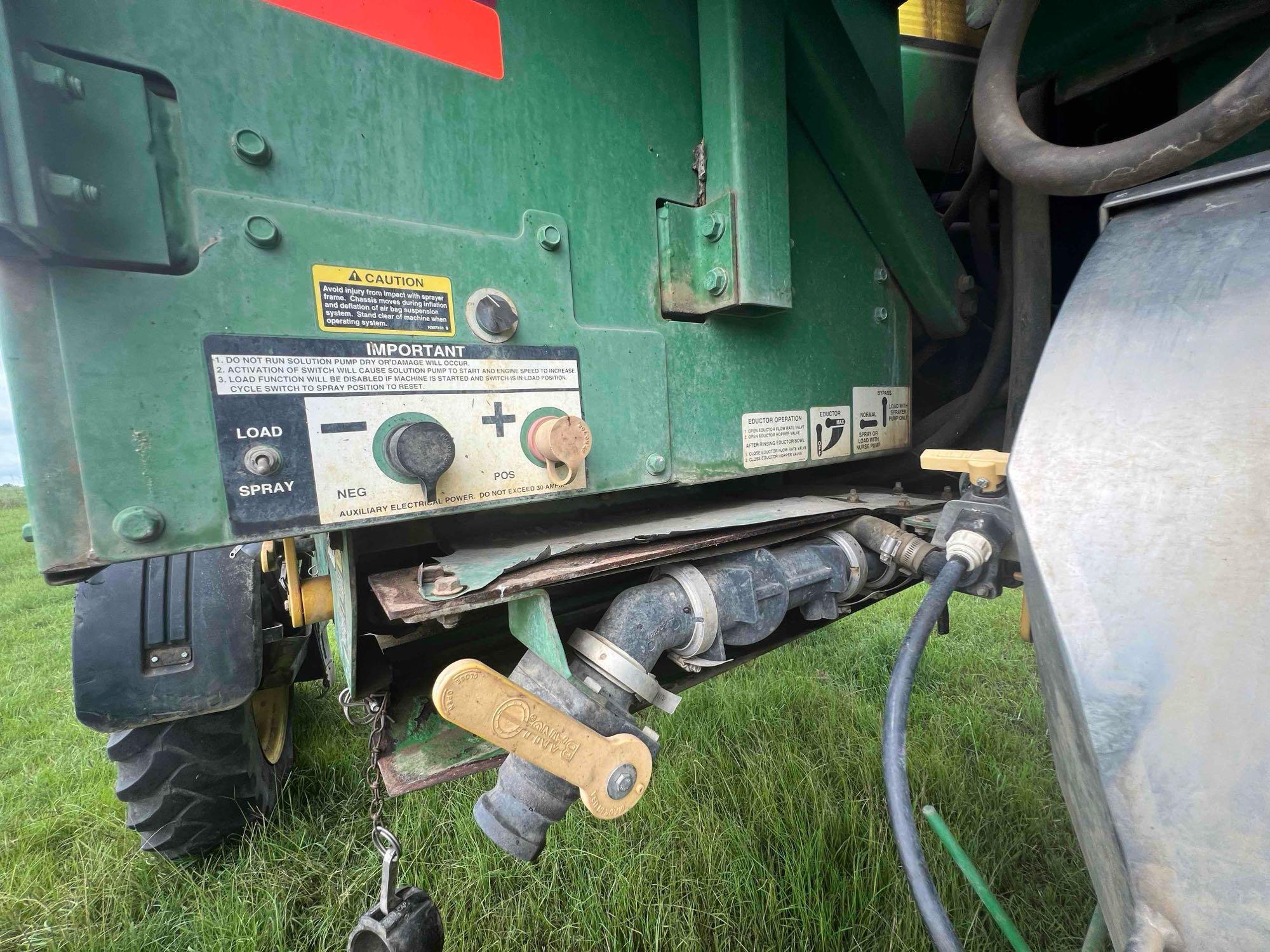 2013 John Deere 4730 Self-Propelled Sprayer