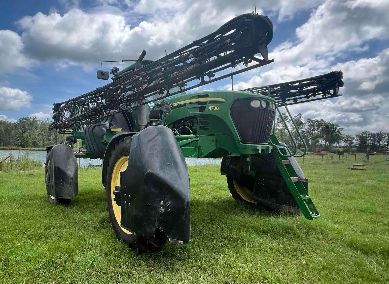 2013 John Deere 4730 Self-Propelled Sprayer