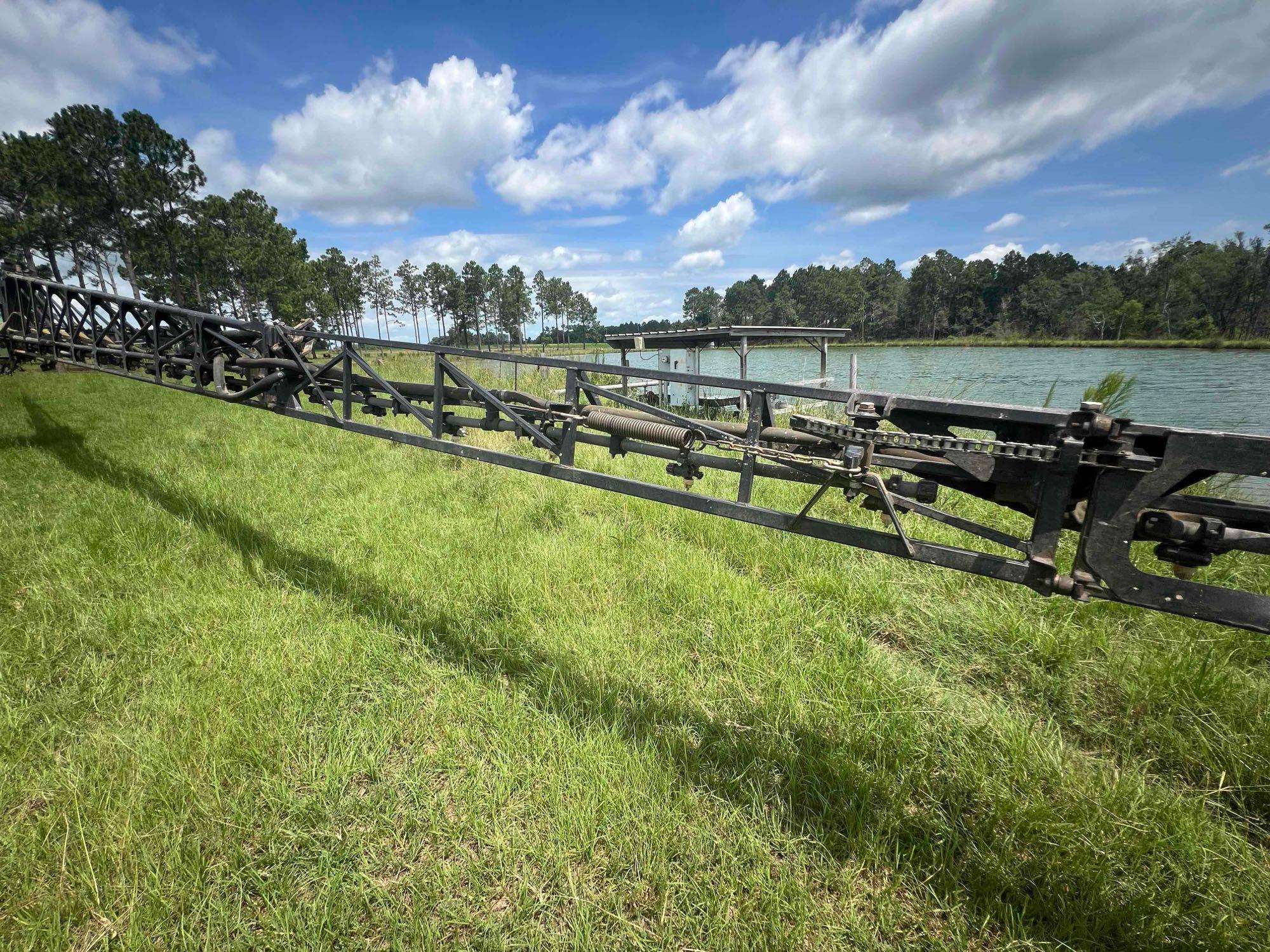 2013 John Deere 4730 Self-Propelled Sprayer
