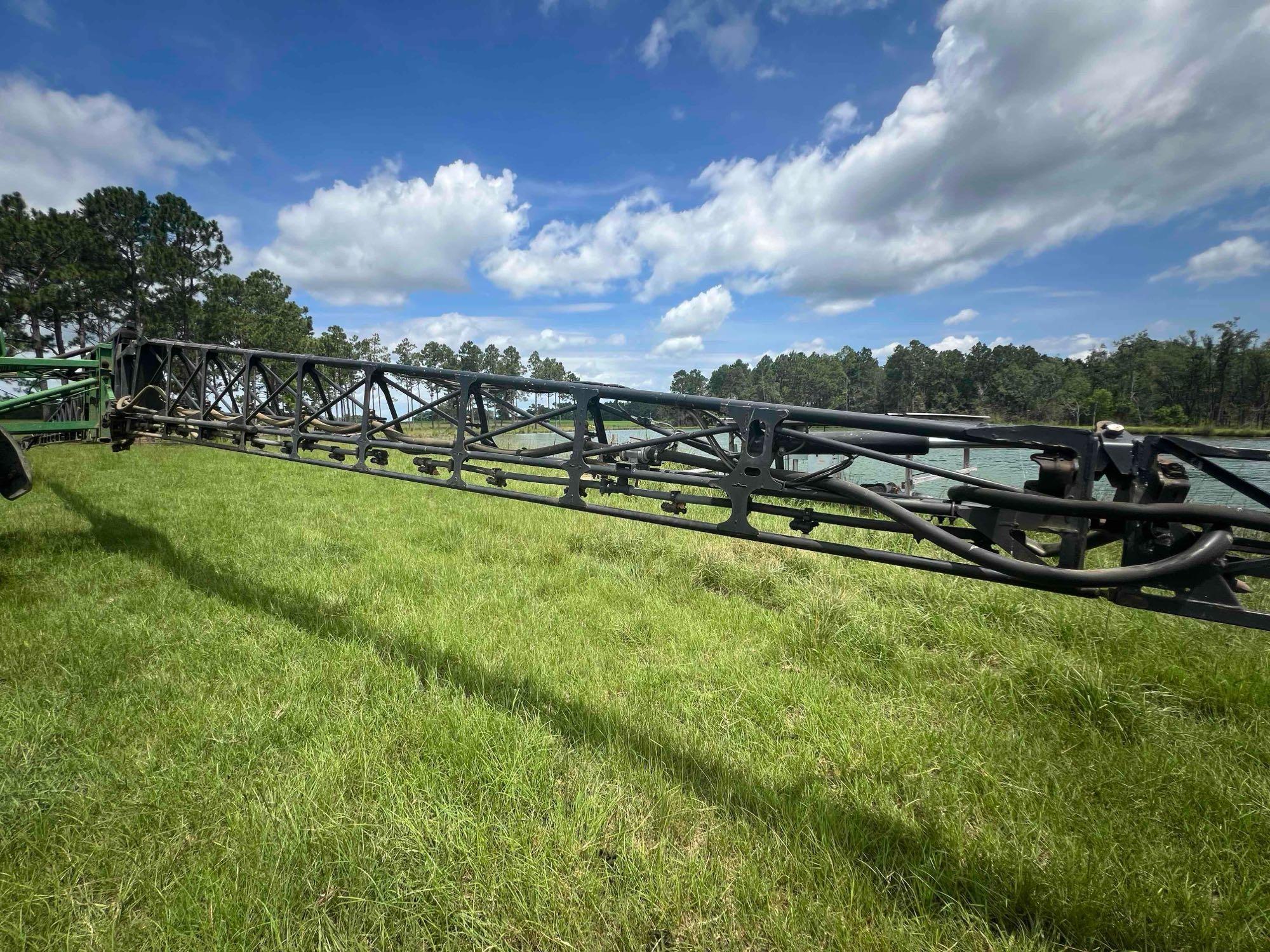 2013 John Deere 4730 Self-Propelled Sprayer