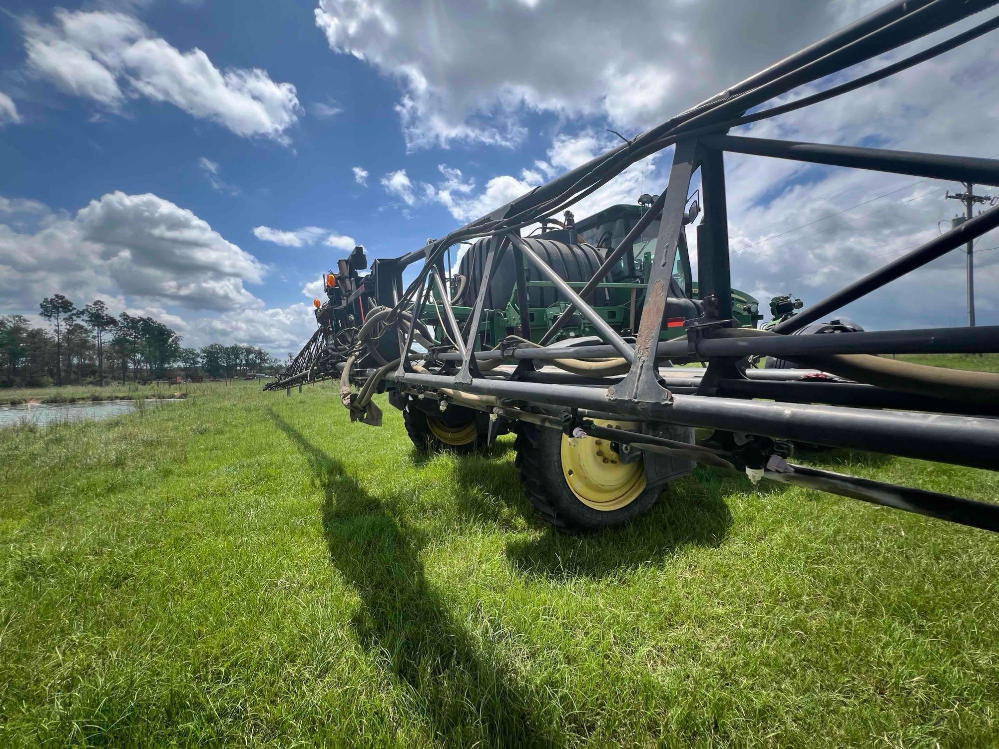 2013 John Deere 4730 Self-Propelled Sprayer
