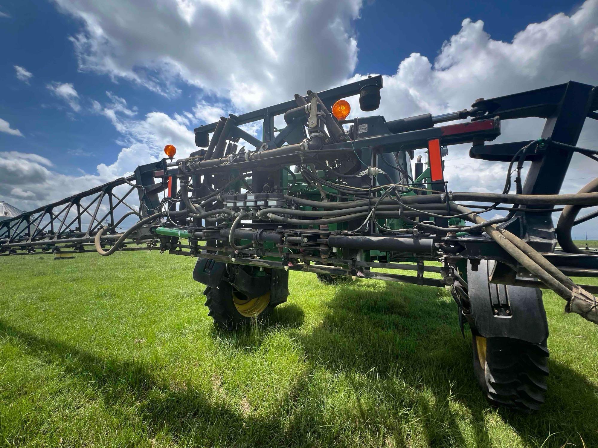 2013 John Deere 4730 Self-Propelled Sprayer
