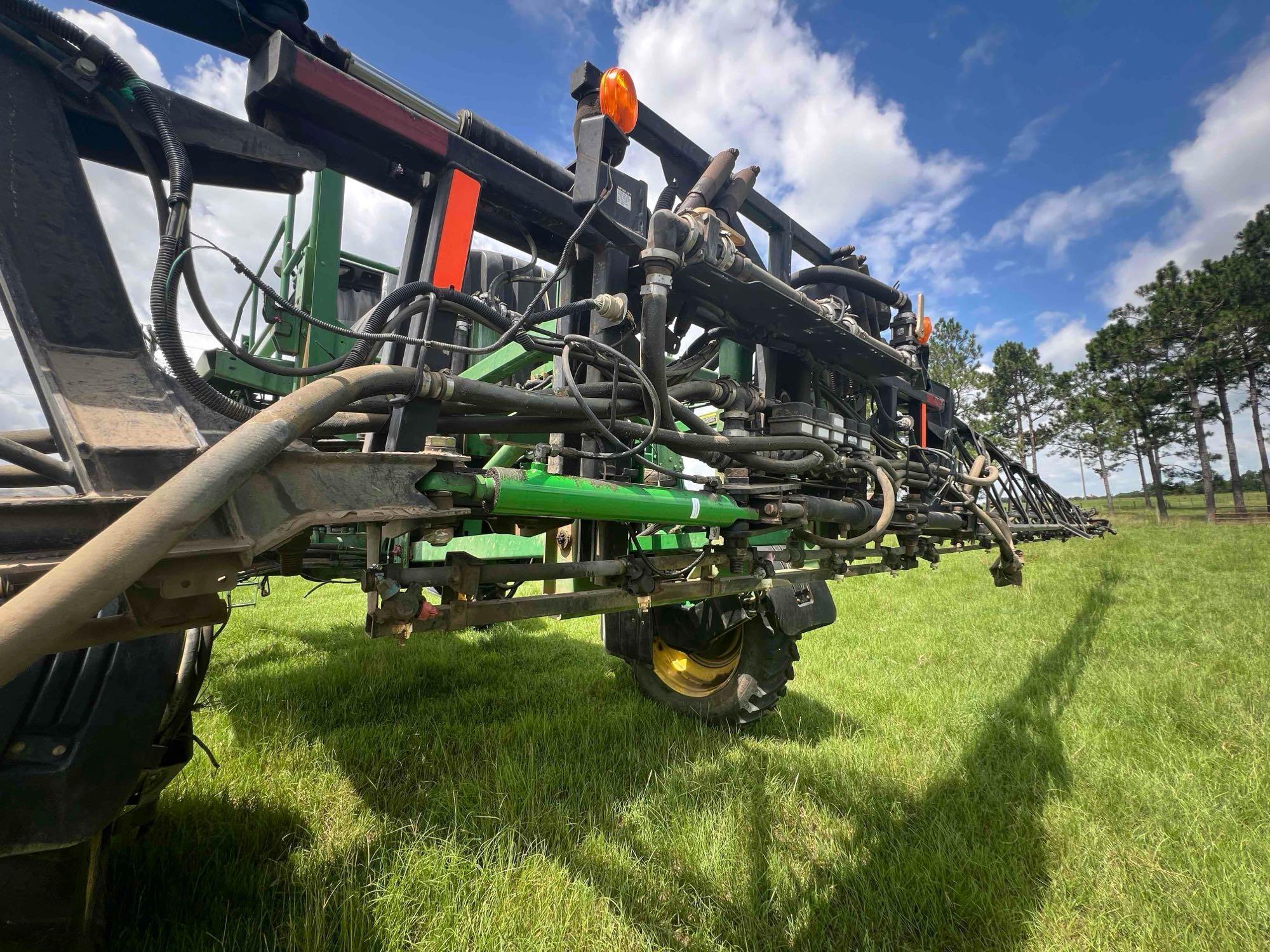 2013 John Deere 4730 Self-Propelled Sprayer
