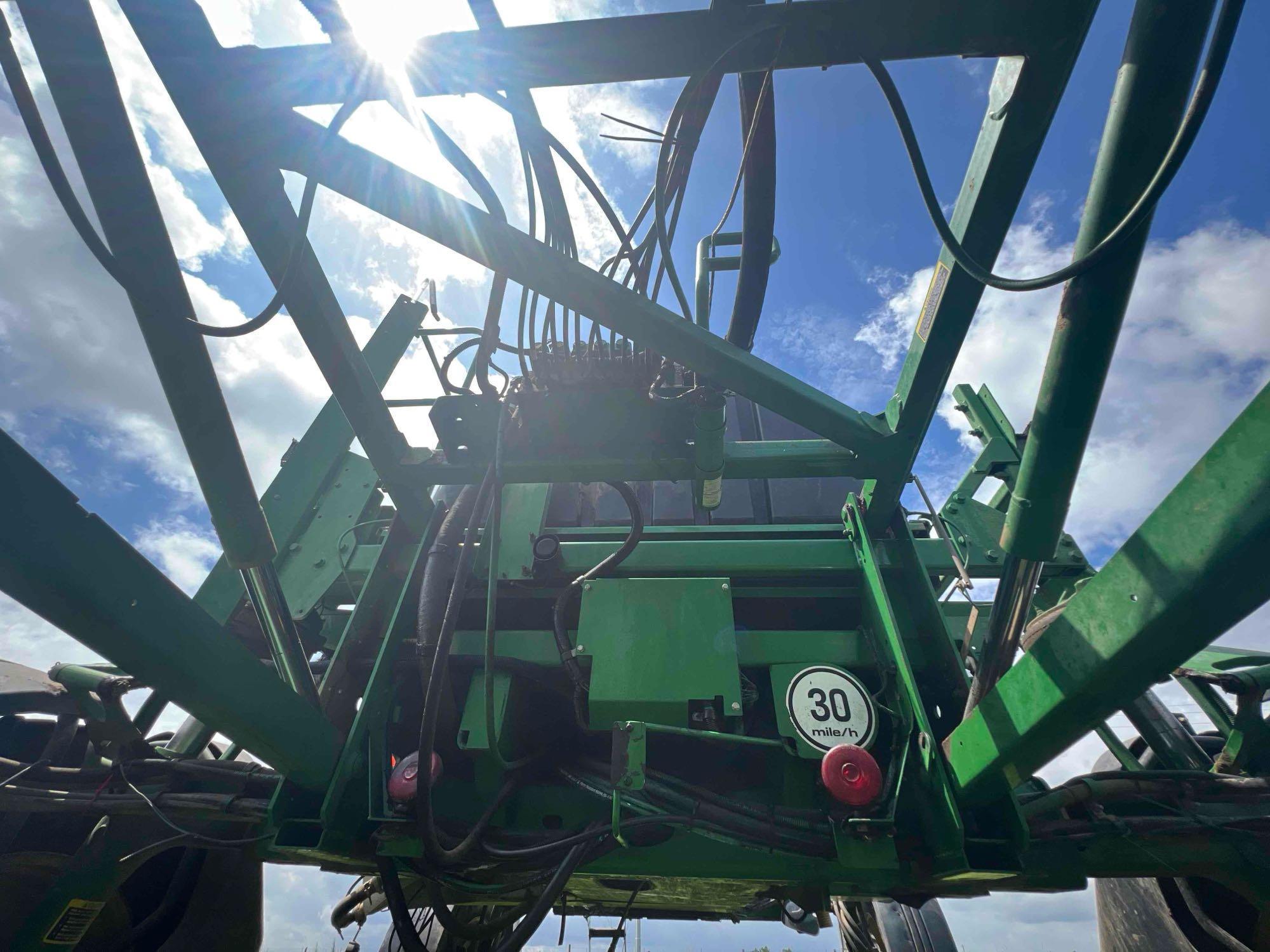 2013 John Deere 4730 Self-Propelled Sprayer