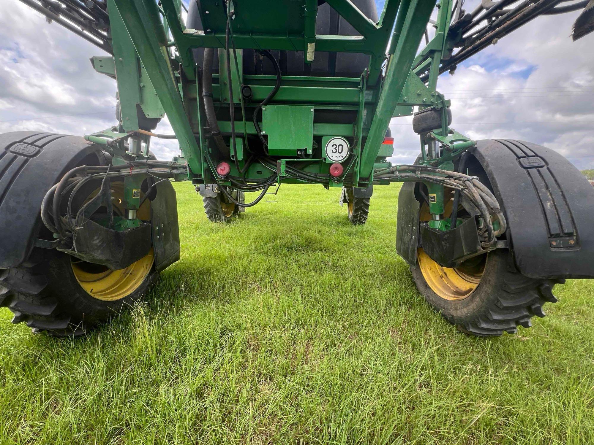 2013 John Deere 4730 Self-Propelled Sprayer