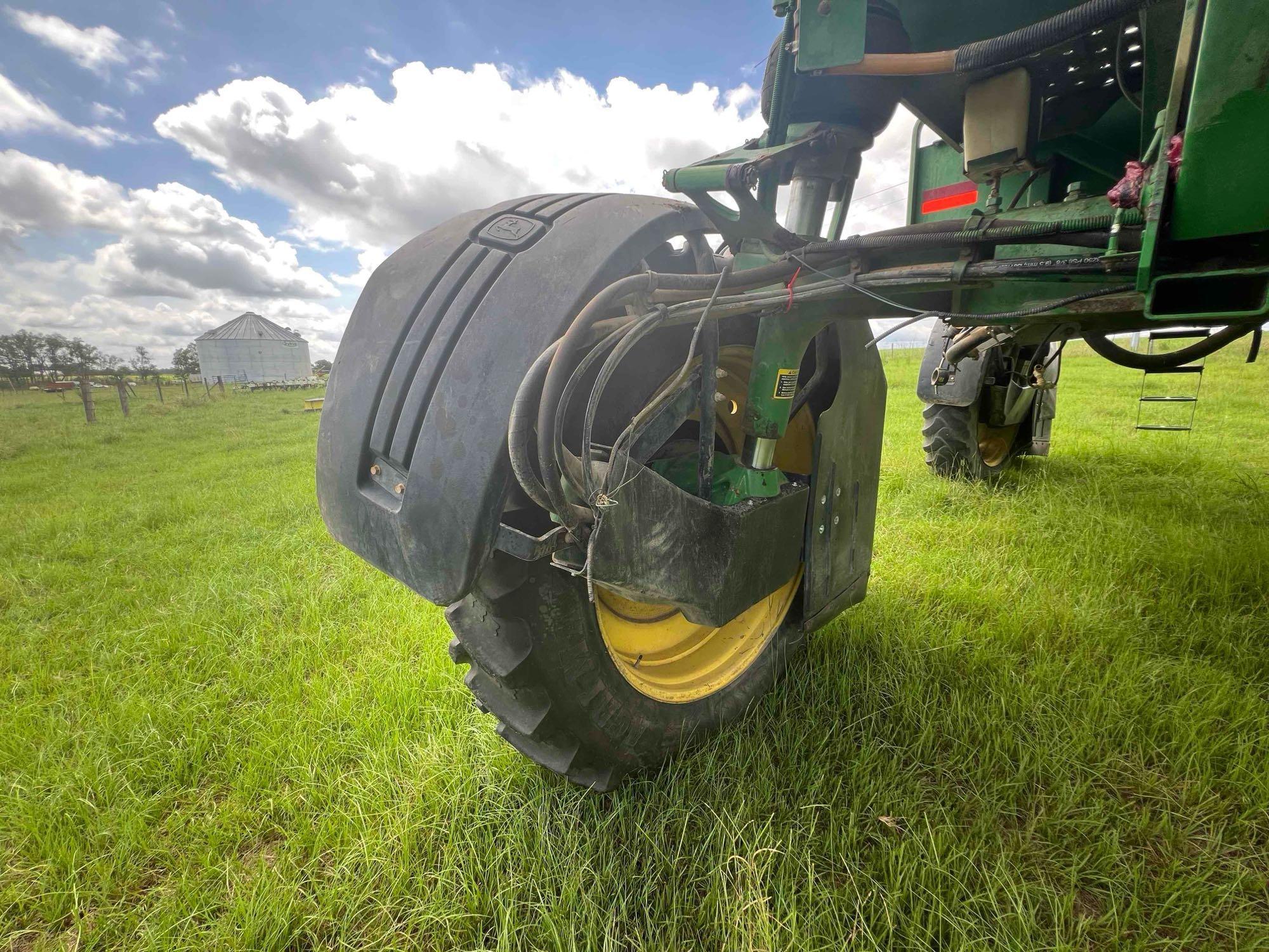 2013 John Deere 4730 Self-Propelled Sprayer