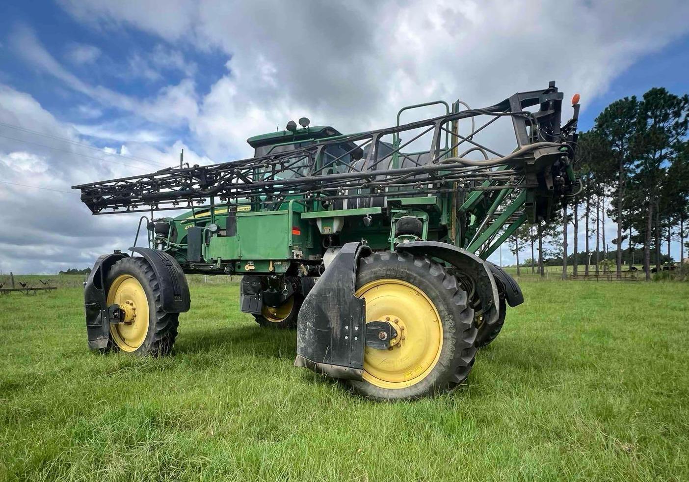 2013 John Deere 4730 Self-Propelled Sprayer