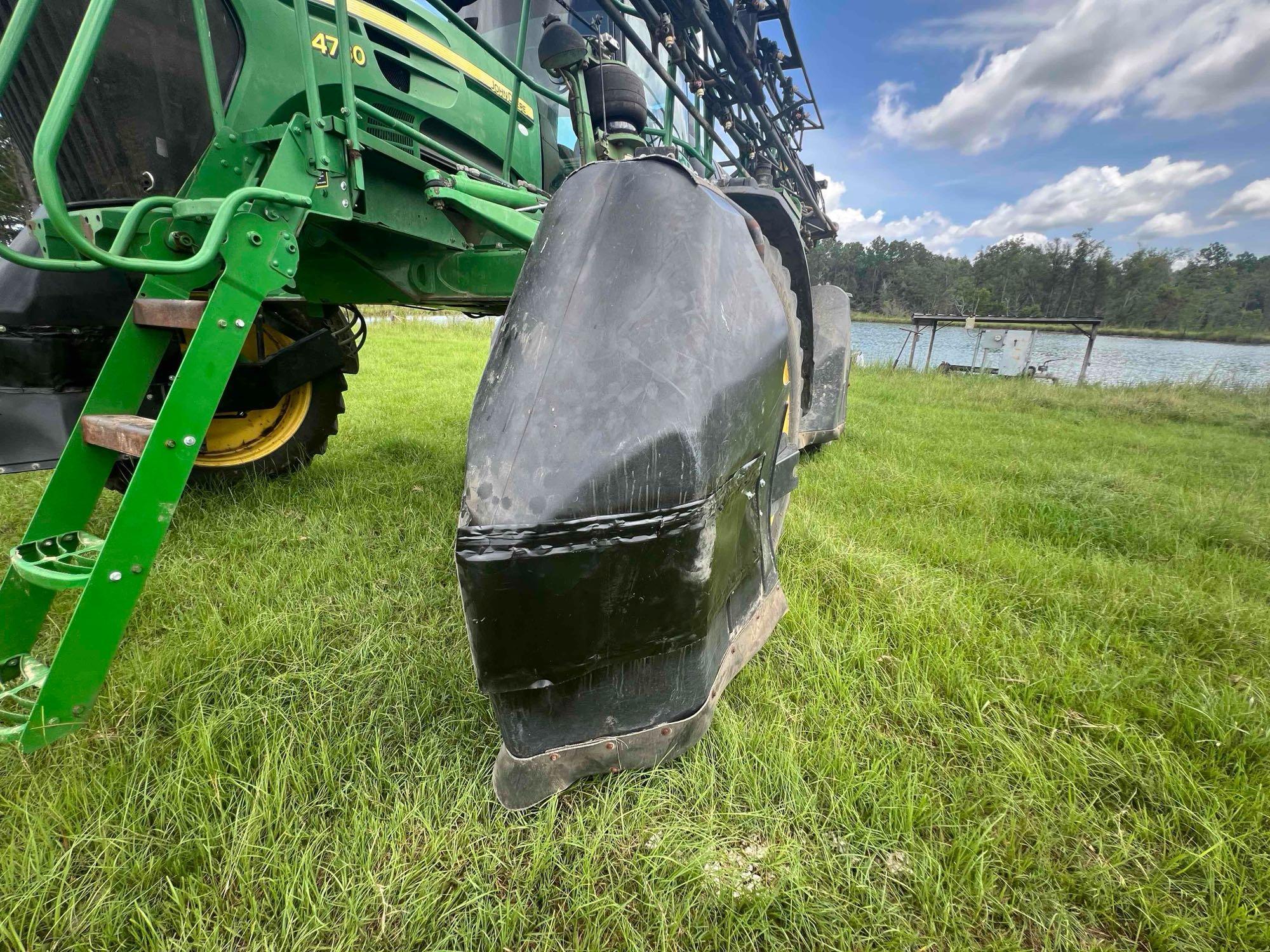 2013 John Deere 4730 Self-Propelled Sprayer