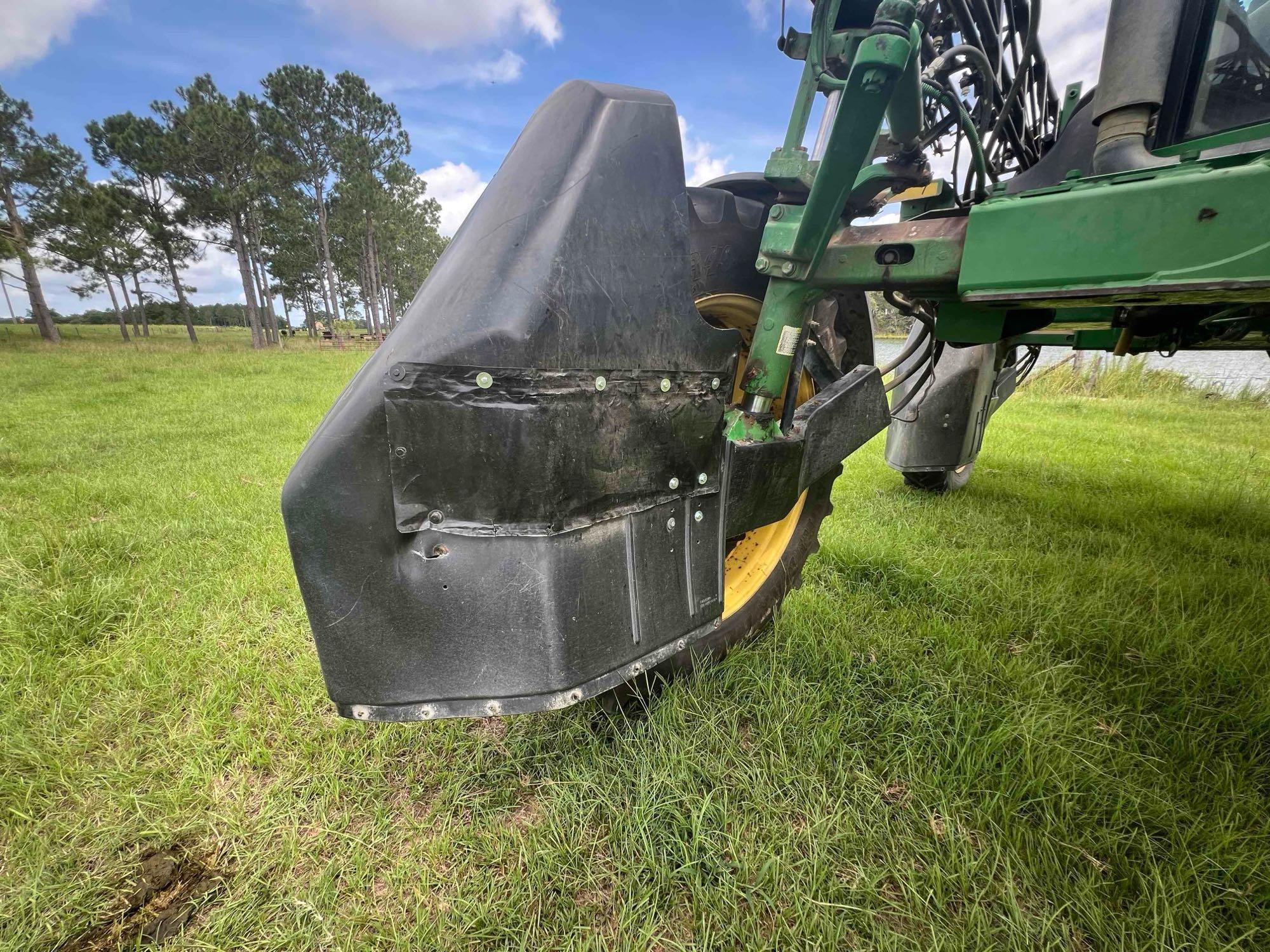 2013 John Deere 4730 Self-Propelled Sprayer