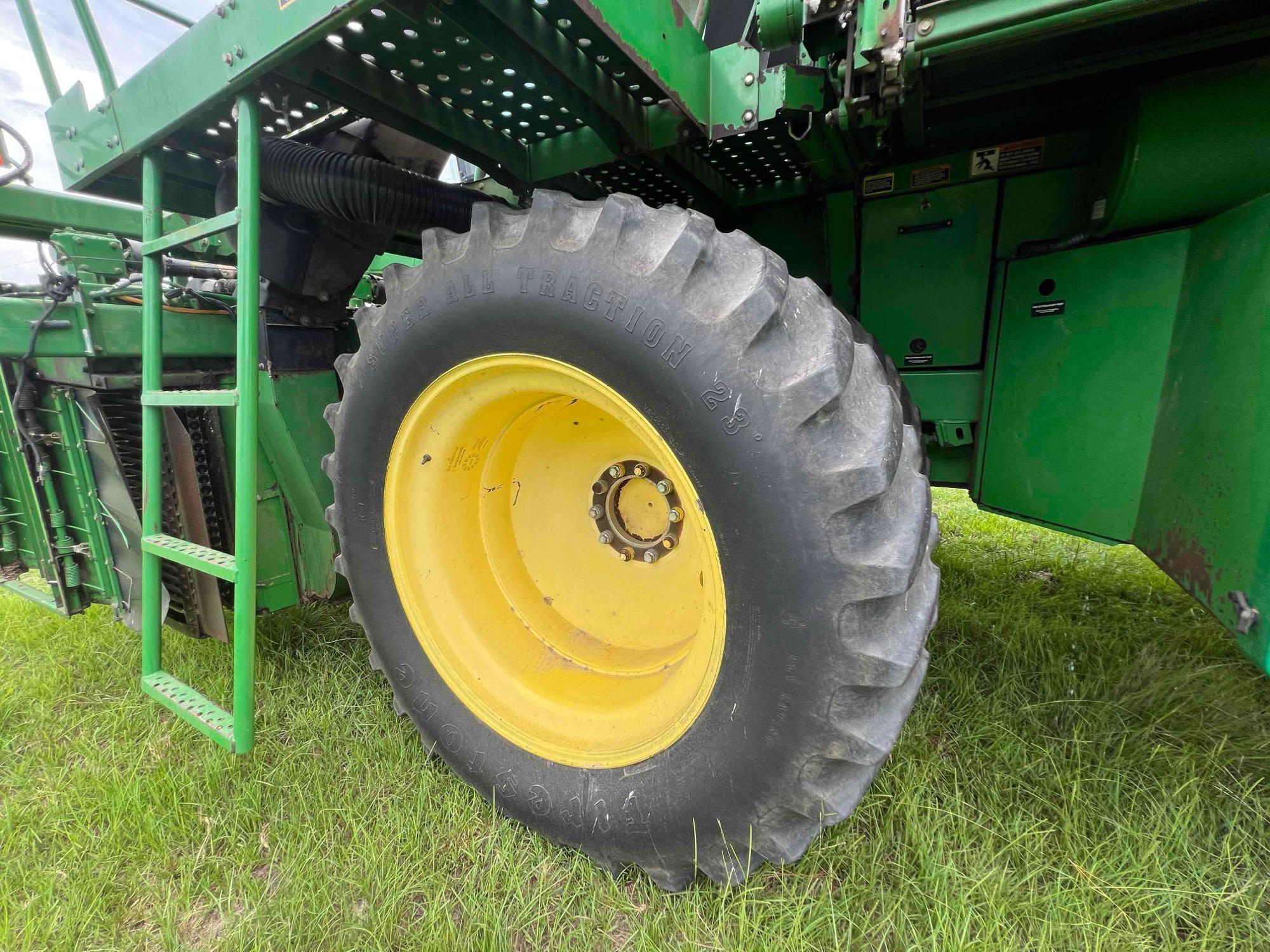 2004 John Deere 9986 Cotton Picker