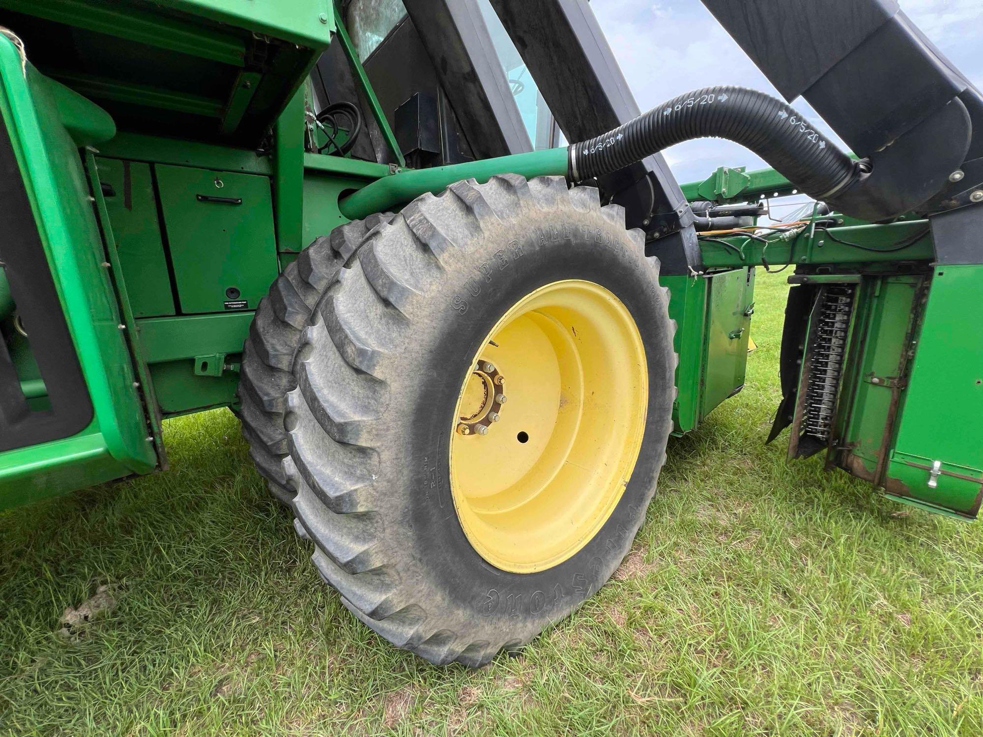 2004 John Deere 9986 Cotton Picker