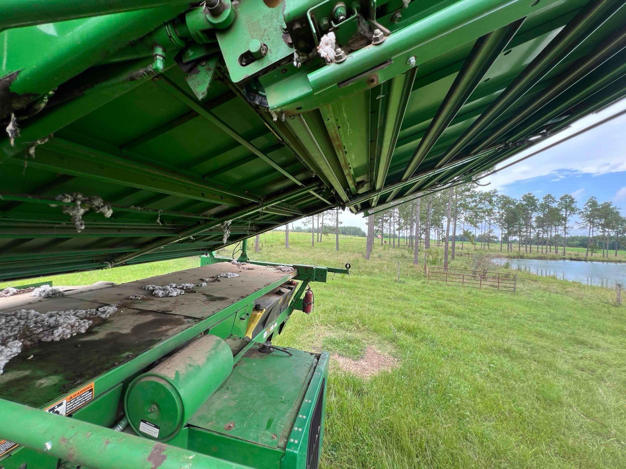 2004 John Deere 9986 Cotton Picker