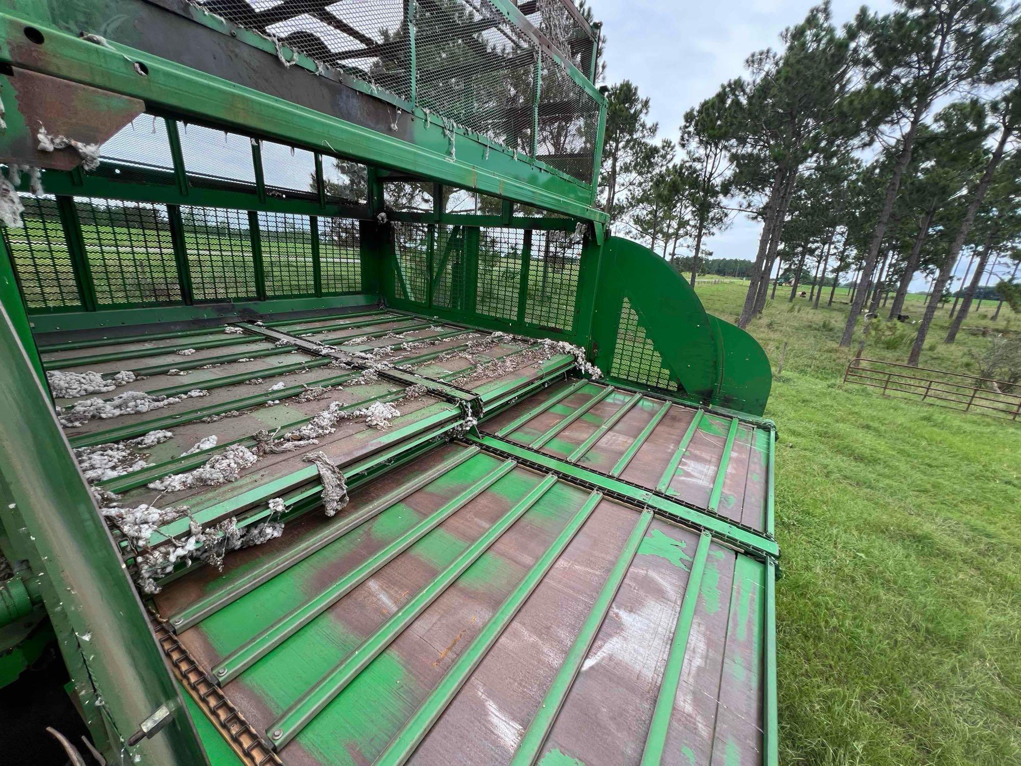 2004 John Deere 9986 Cotton Picker