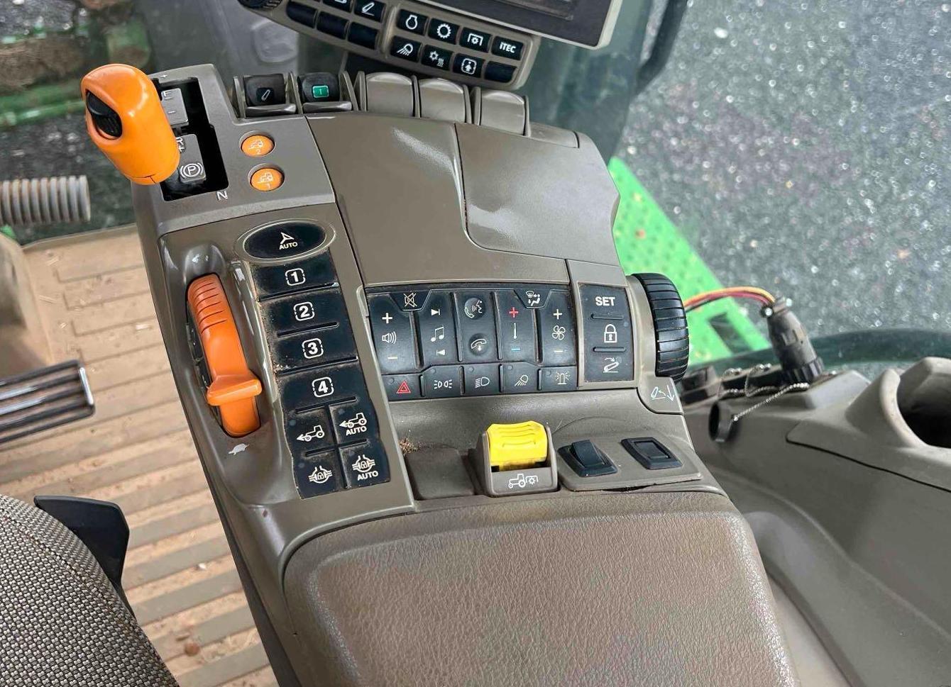 2021 John Deere 8R280 MFWD Tractor