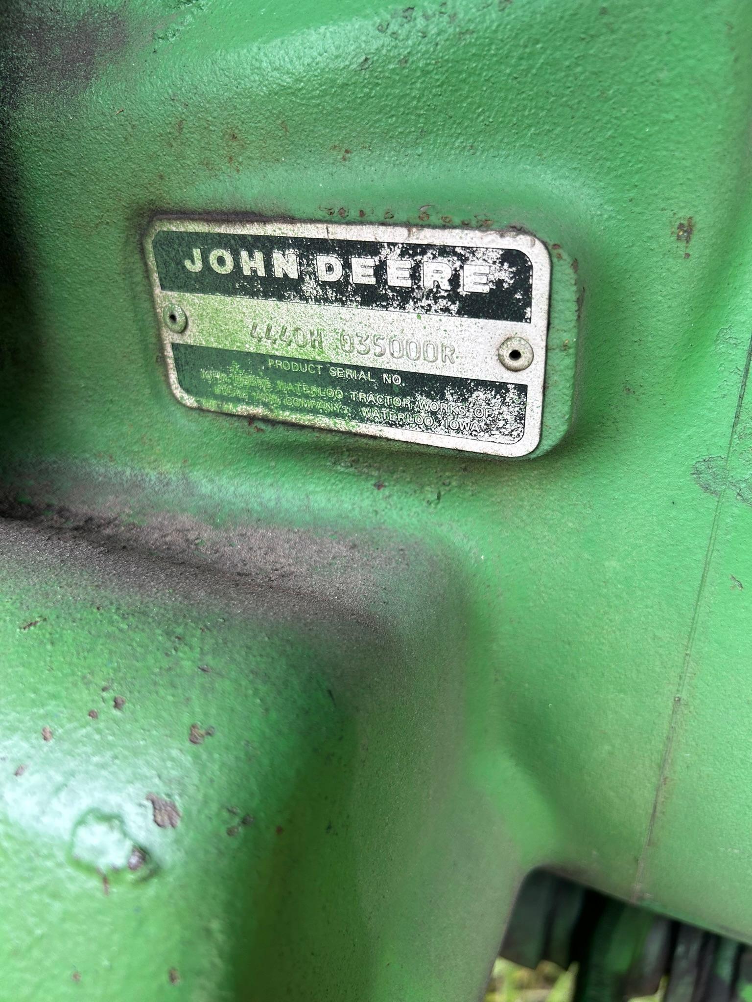 JOHN DEERE 4440