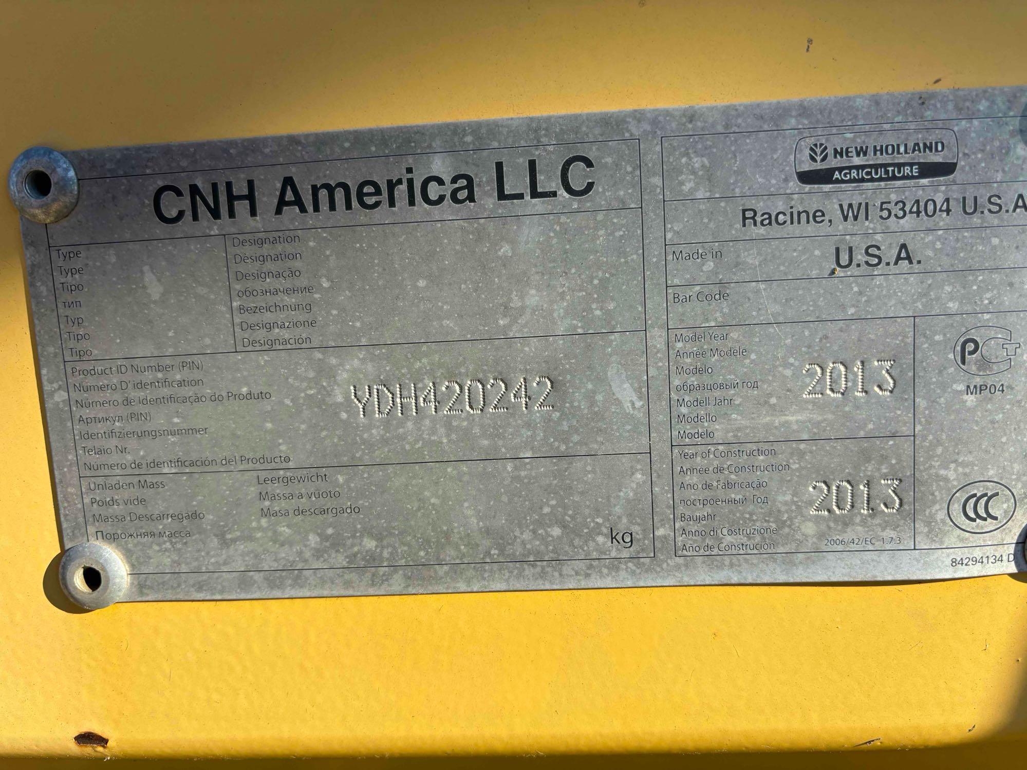 2013 New Holland 740CF
