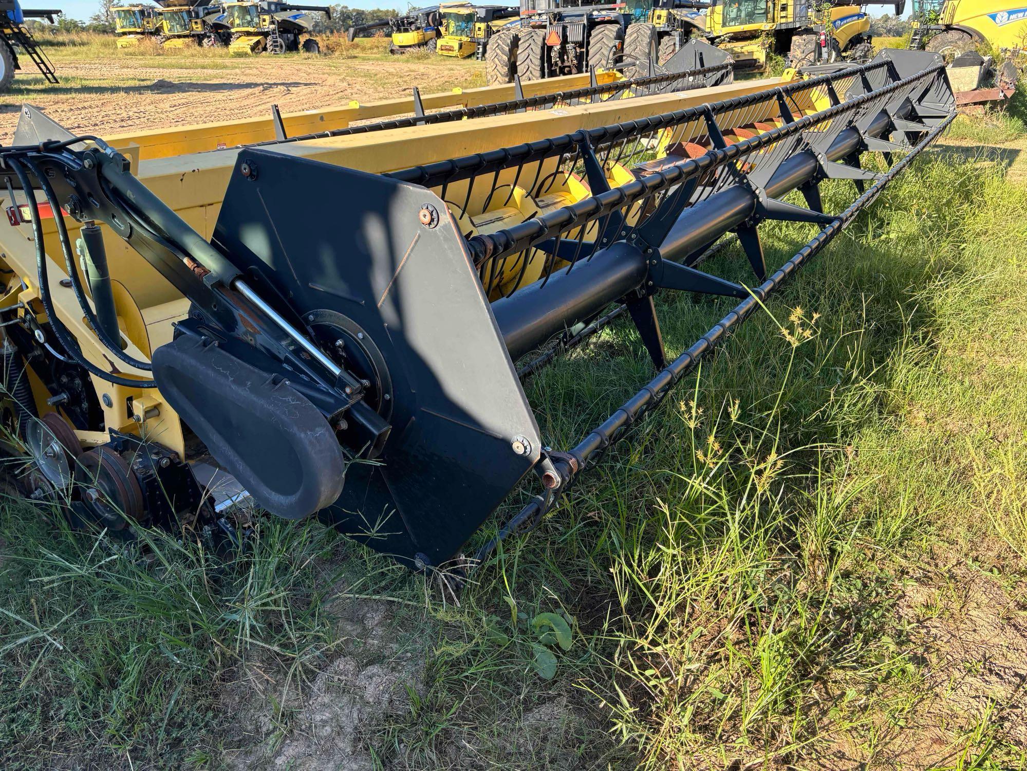 2013 New Holland 740CF
