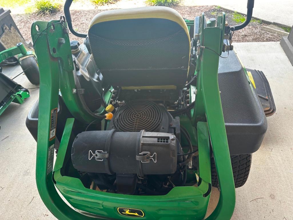 2015 John Deere Z915B Zero-Turn Mower