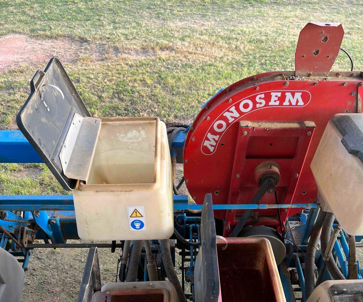 2000 Monosem NGT 3-Point Planters