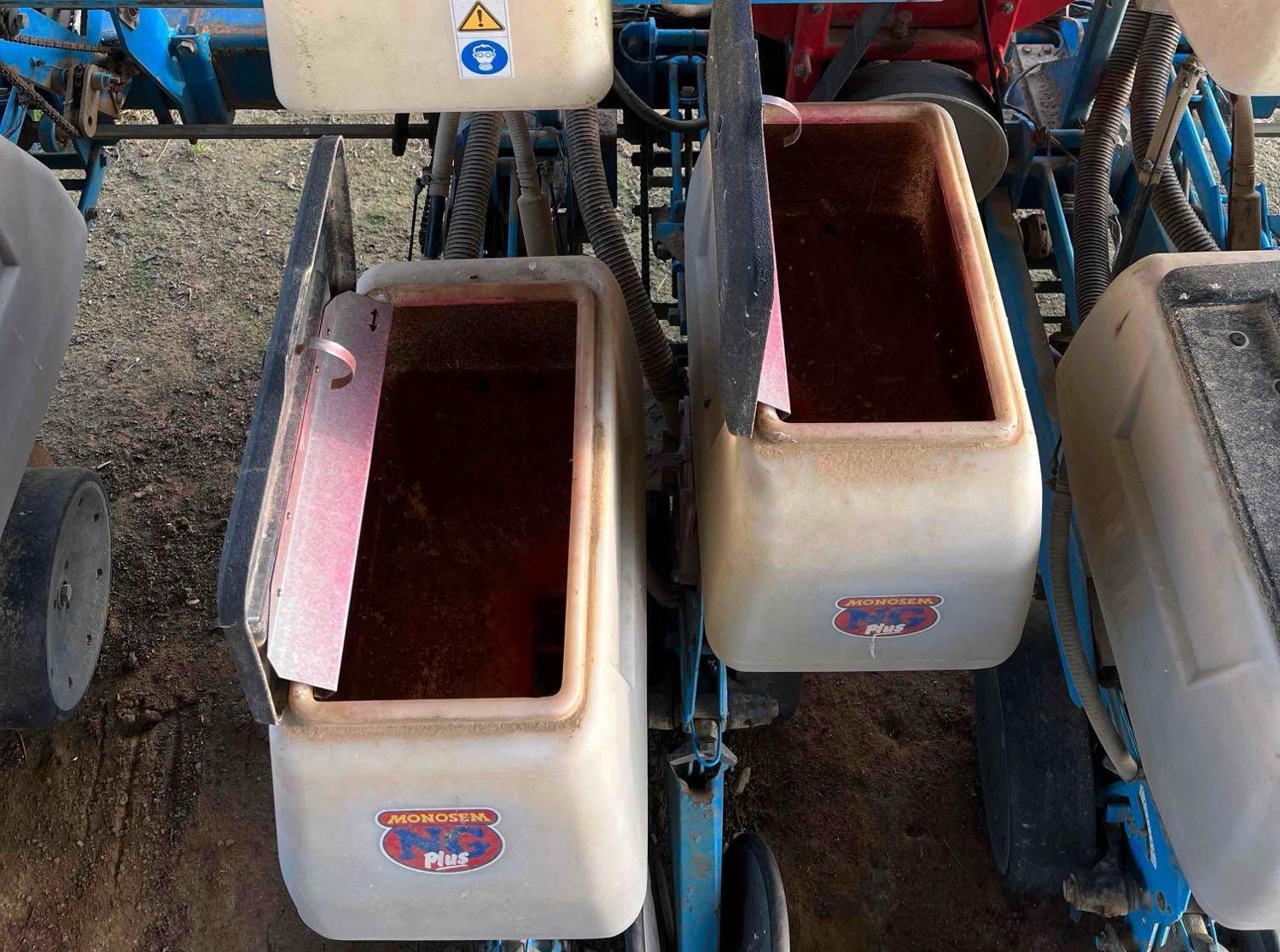 2000 Monosem NGT 3-Point Planters