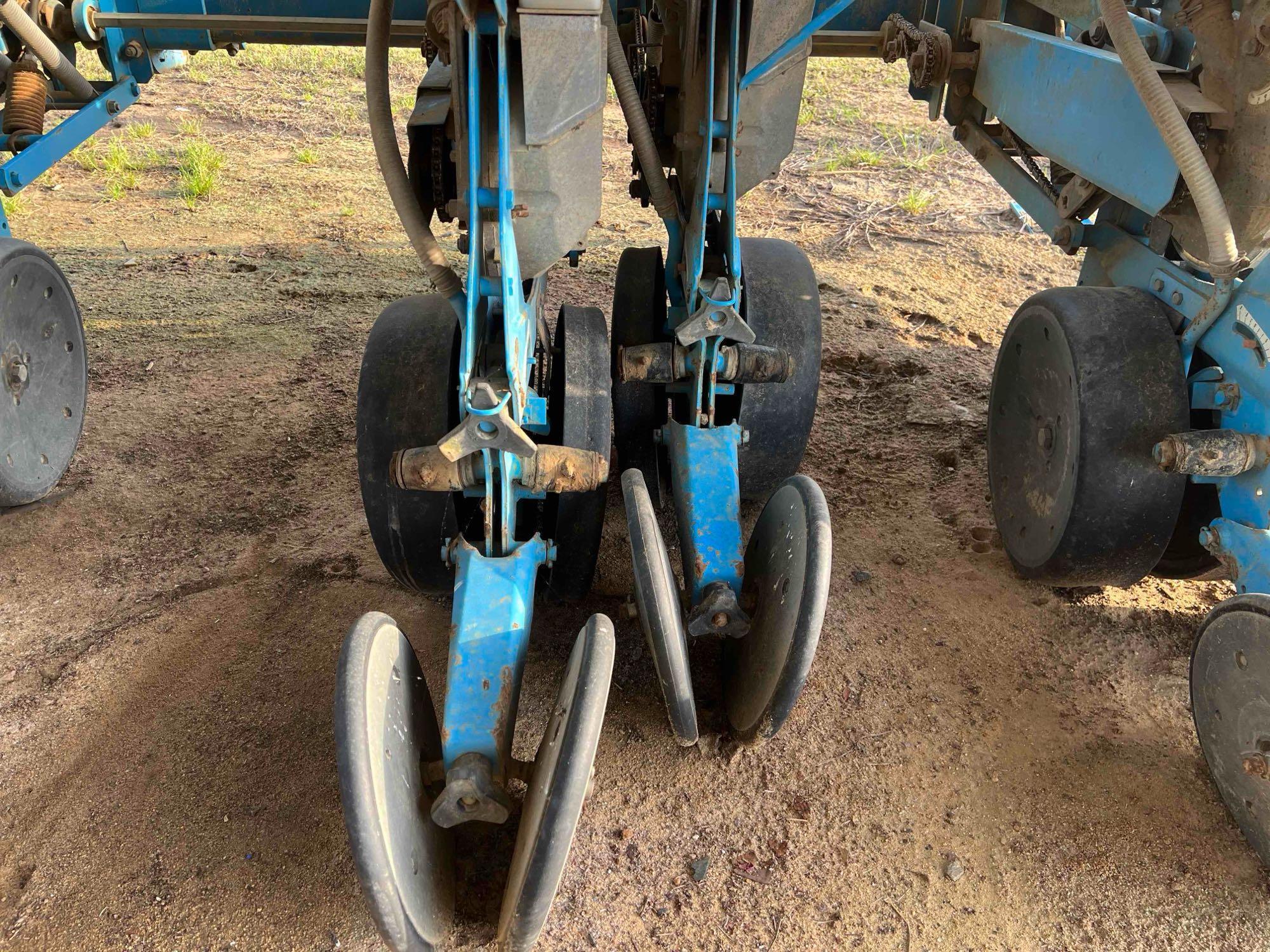 2000 Monosem NGT 3-Point Planters
