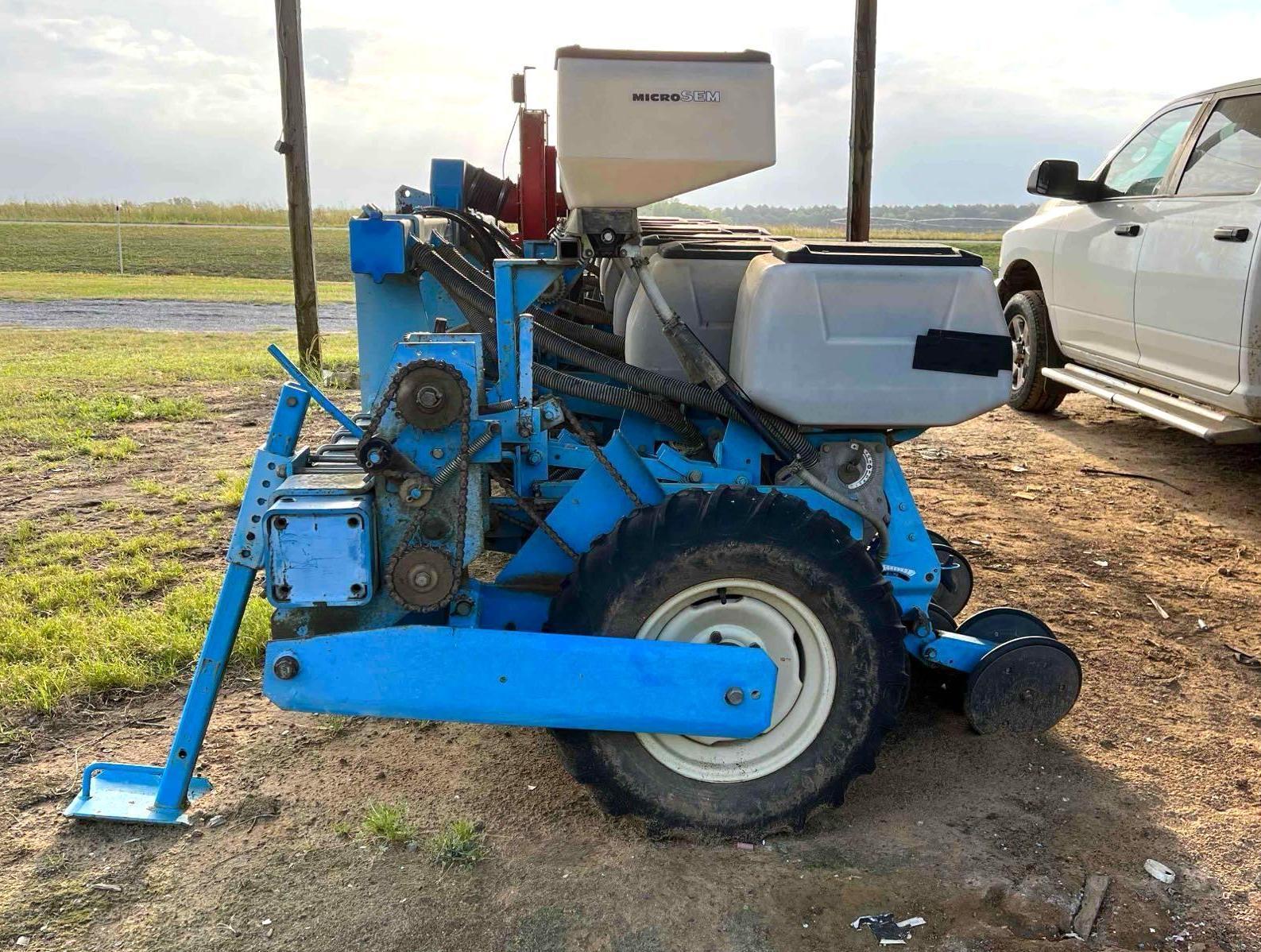 2000 Monosem NGT 3-Point Planters
