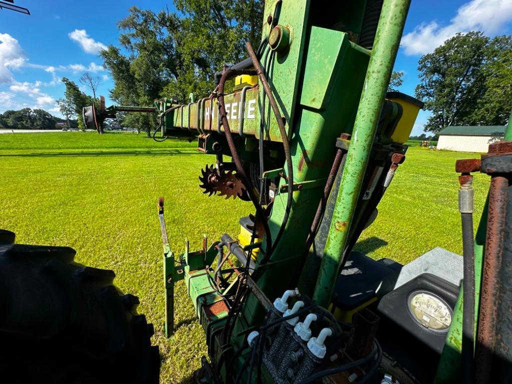 2004 John Deer 7300 Max-Emerge 3-Point Planter